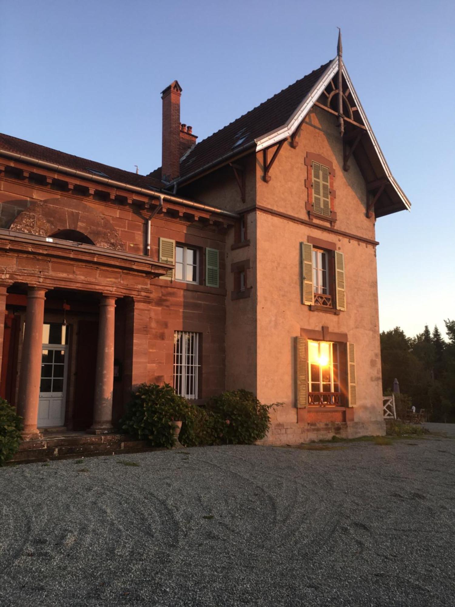 Chateau De Saint-Georges Chambres D Hotes Athesans-Etroitefontaine Exterior photo